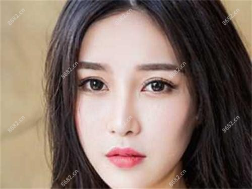 北京德国蔡司409MP单焦点人工晶体贵不贵?北京美国爱尔康IIQ(SN6CWS)单焦点人工晶体/德国人类光学单焦点人工晶体/美国强生眼力健PCB00单焦点人工晶体收费实惠